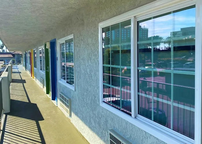Bposhtels Anaheim