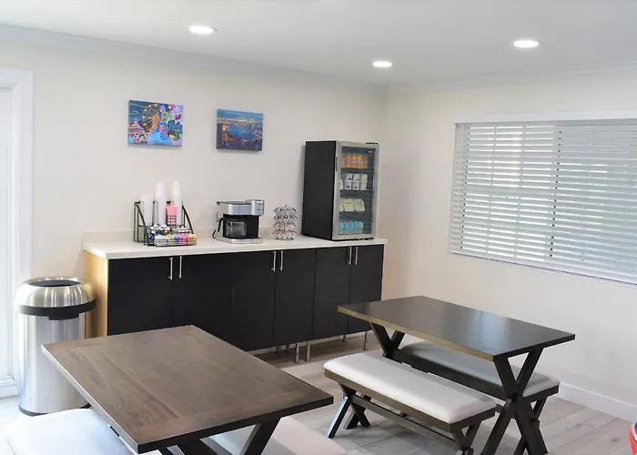 Bposhtels Anaheim